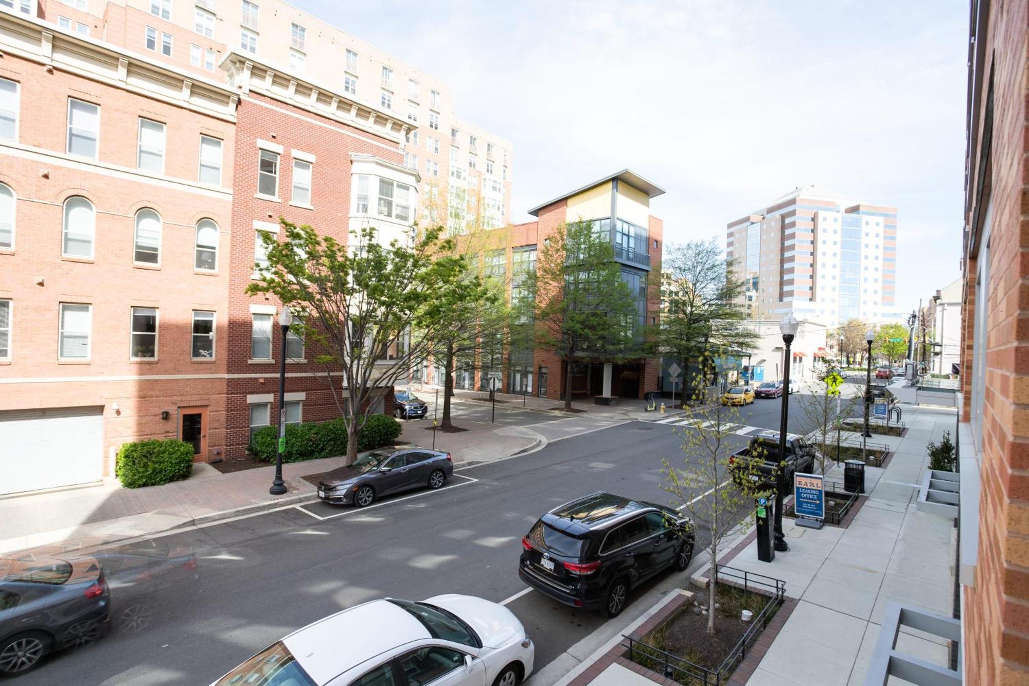 Stylish Condo At Clarendon With Rooftop Views Arlington Exterior foto